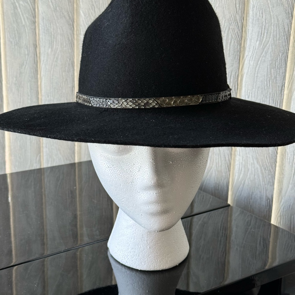 Openroad Cattleman Lancaster Collection black wool cowboy hat with snake band.